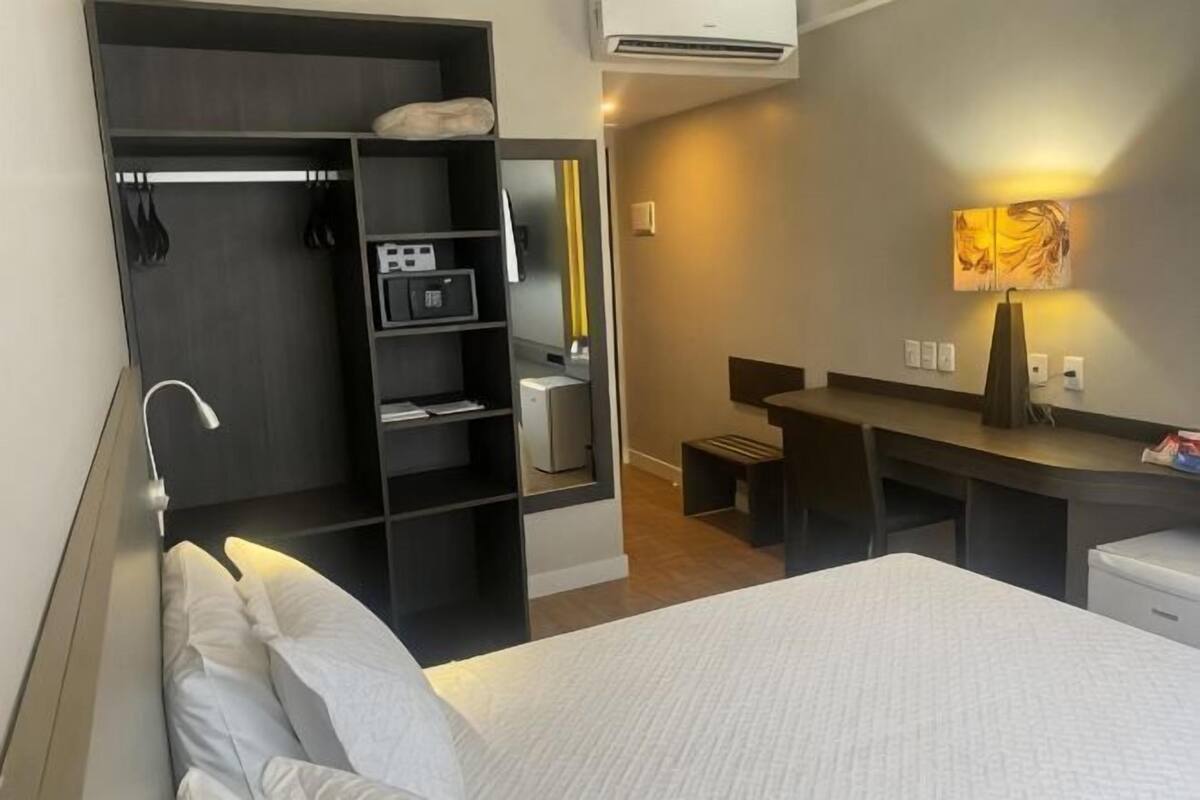 Minibar, in-room safe, individually furnished, desk