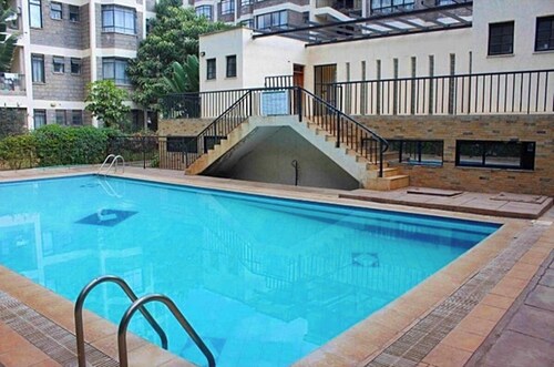 Elegant 3 bedroom apartment near the airport