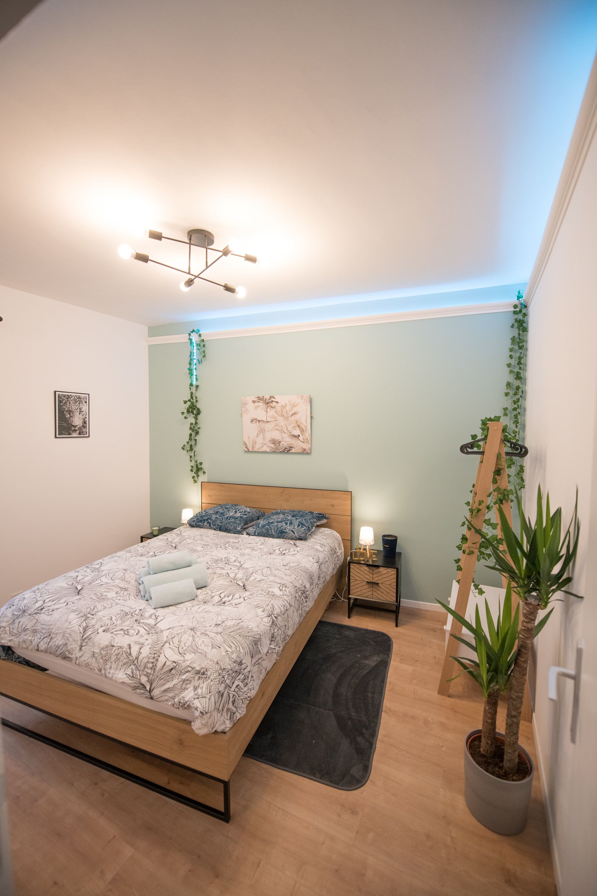 2 chambres, lit parapluie, Wi-Fi gratuit, draps fournis