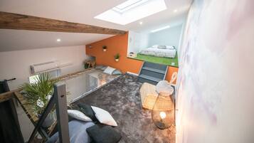 2 slaapkamers, reisbedje, gratis wifi, beddengoed