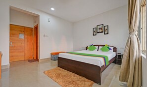 Standard Double Room | Desk, iron/ironing board - Treebo Sidhartha Inn Baliapanda (Puri)