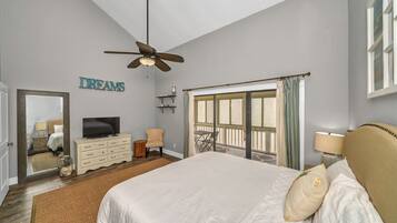 2 bedrooms, iron/ironing board, travel crib, free WiFi