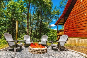 Property grounds - Beautiful Secluded Cabin near Boone (Vilas)