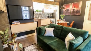 Cottage | Interior