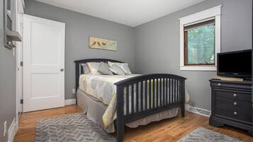 4 dormitorios, tabla de planchar con plancha, wifi y ropa de cama