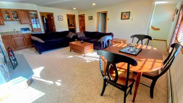 4 bedrooms, WiFi