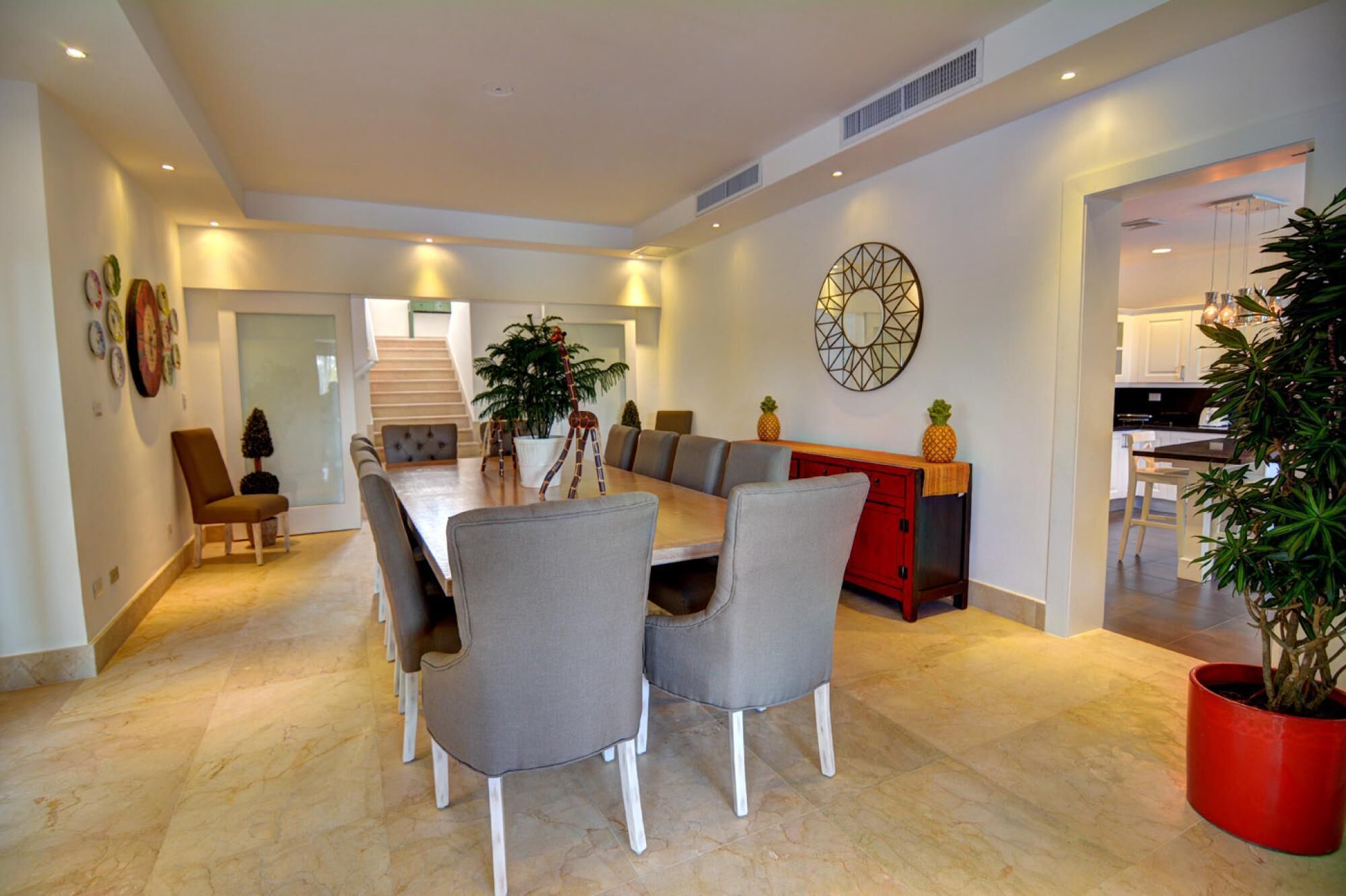 Photo - Fantastic 8-bedroom golf-front mansion near the beach