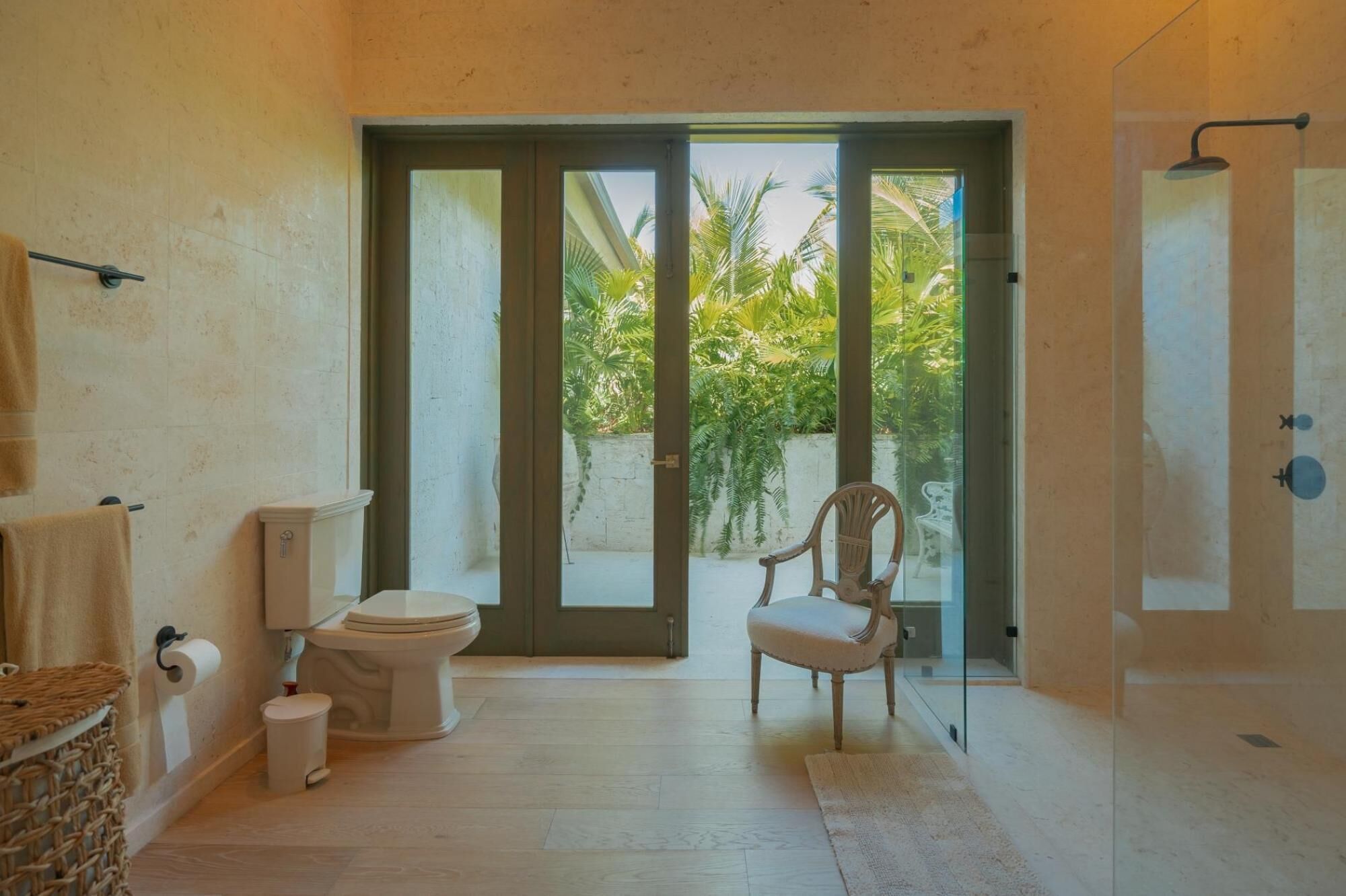 Foto - One-of-a-kind villa with open spaces and amazing views in luxury beach resort