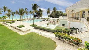 Unclassified image, 5 of 111, button - One-of-a-kind Villa With Open Spaces and Amazing Views in Luxury Beach Resort (Punta Cana)