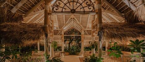 Villa, fumadores | 10 dormitorios