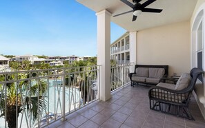 Property grounds - New Rental in Seacrest Beach Resort, stunning views of Lagoon Pool, 3 bikes! (Panama City Beach)