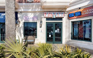 Exterior detail - New Rental in Seacrest Beach Resort, stunning views of Lagoon Pool, 3 bikes! (Panama City Beach)