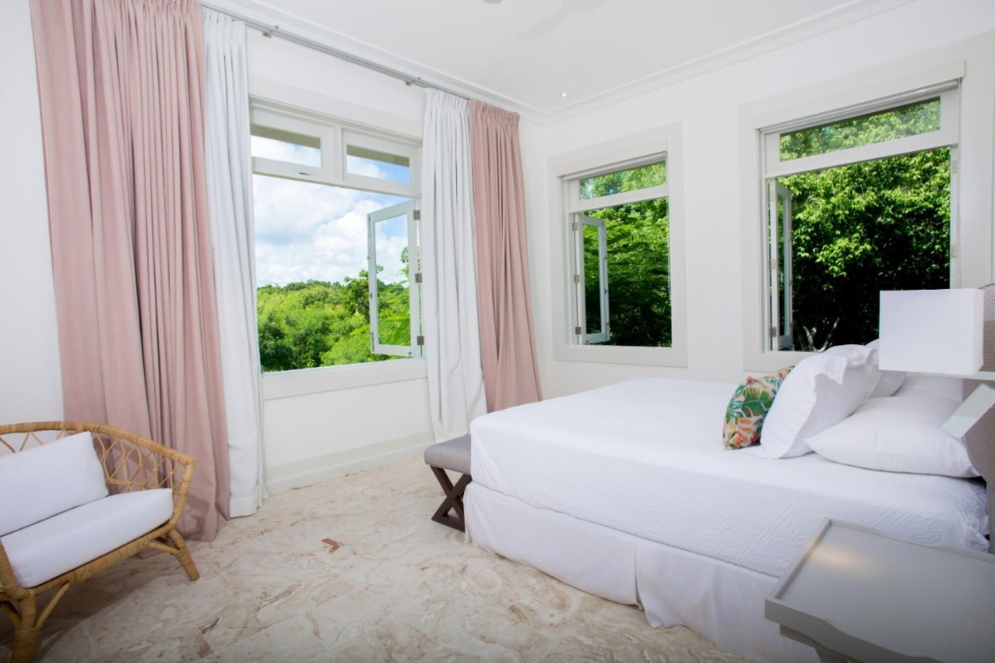 Foto - Amazing golf villa at luxury resort in Punta Cana, includes staff, golf carts and bikes