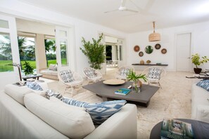 Villa, fumeurs | 6 chambres