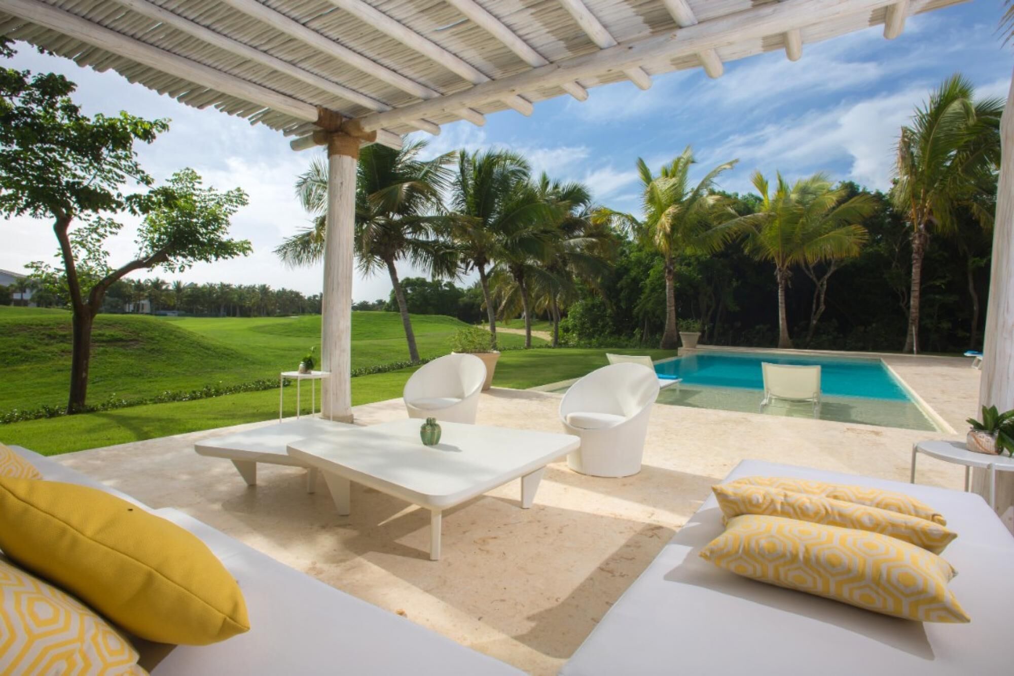 Foto - Amazing golf villa at luxury resort in Punta Cana, includes staff, golf carts and bikes