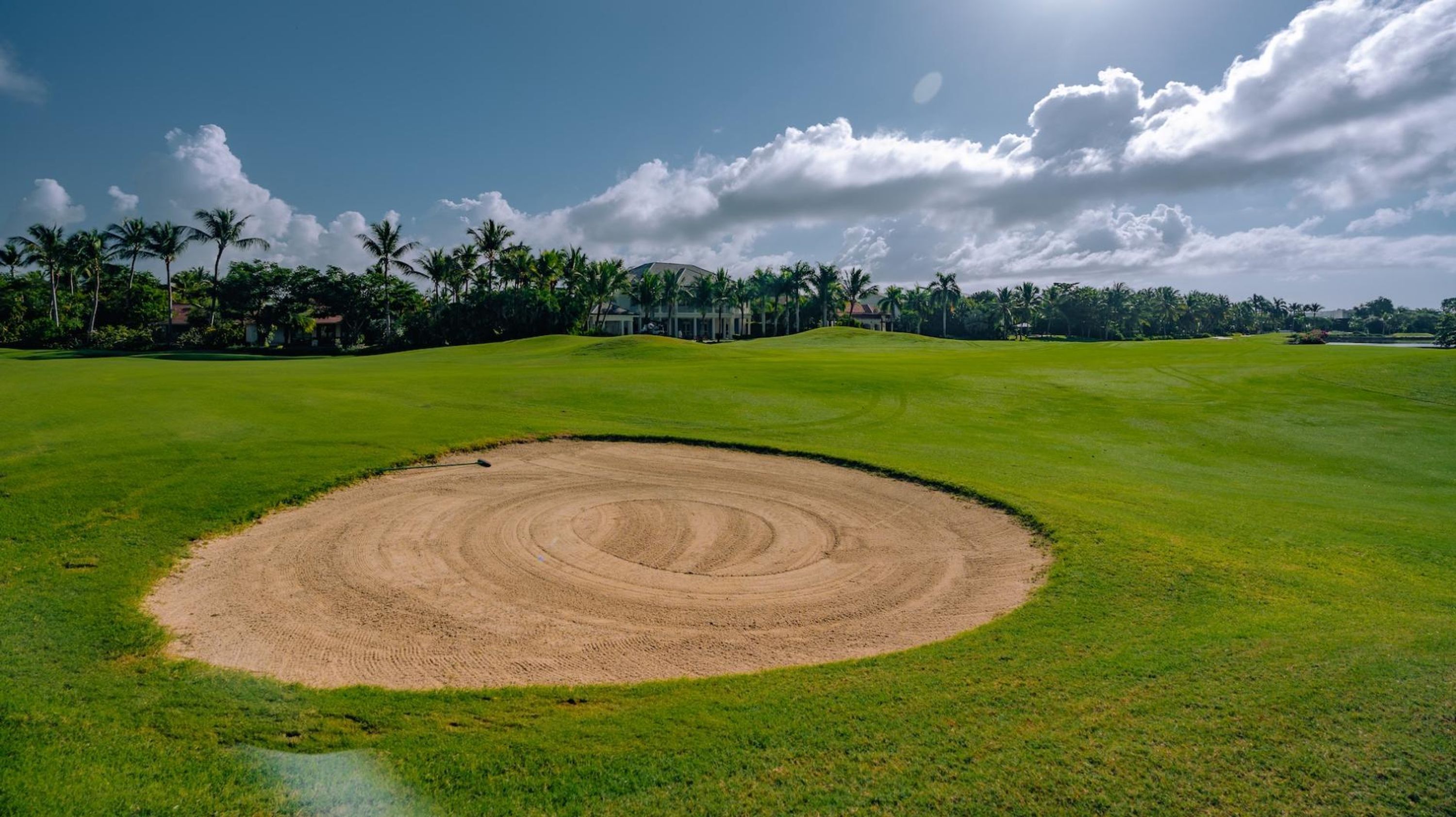Foto - Amazing golf villa at luxury resort in Punta Cana, includes staff, golf carts and bikes
