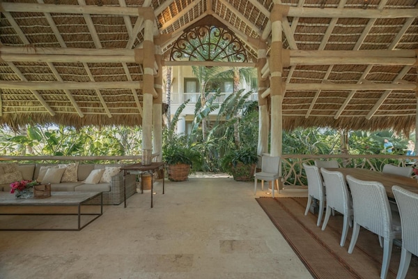 One-of-a-kind Villa With Open Spaces And Amazing Views In Luxury Beach Resort - Punta Cana