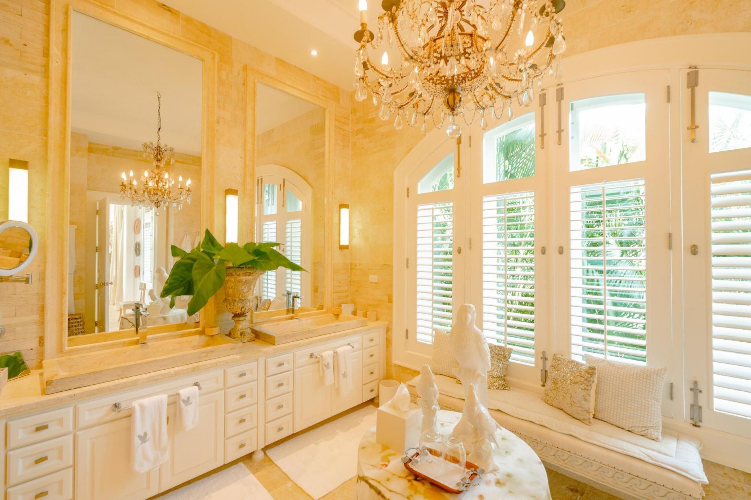 Foto - Luxurious fully-staffed villa with amazing view in exclusive golf & beach resort