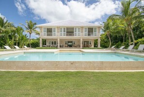 Villa, Smoking | 5 bedrooms, travel crib - Golf-front Villa With Large Spaces Staff and Pool Situated in Luxury Beach Resort (Punta Cana)