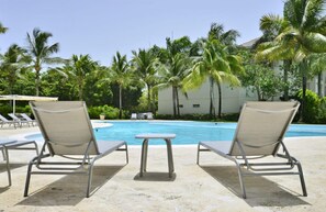 Apartment | 4 bedrooms - Spacious and Fully-equiped Apartment With Golf Course View in Exclusive Beach Resort (Punta Cana)