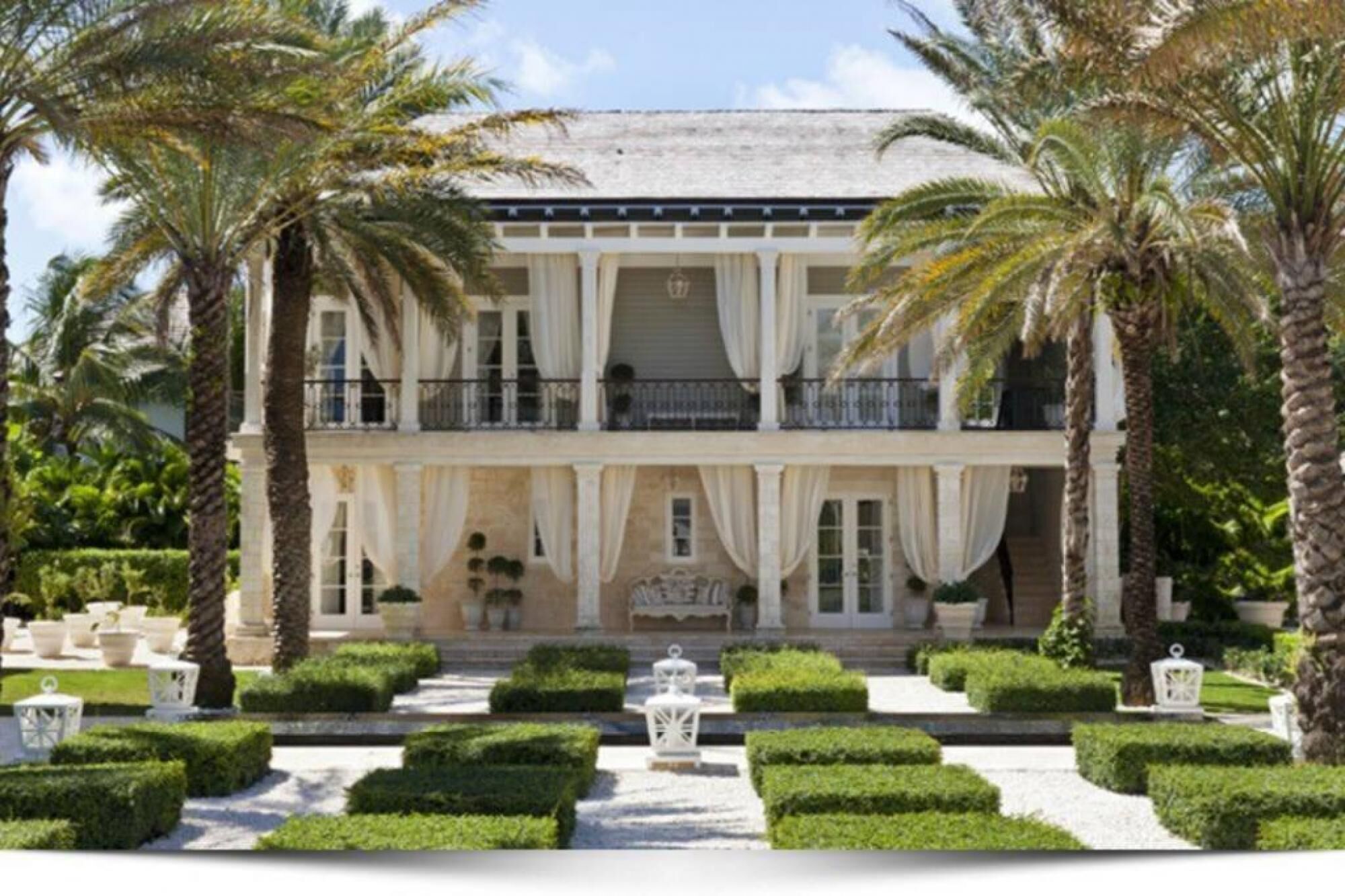 Foto - Luxury 9-bedroom ocean and golf front mansion with full service staff in exclusive resort