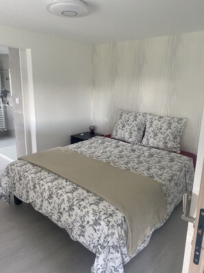 4 bedrooms, free WiFi