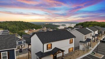 House, Multiple Bedrooms | Bahagian luar