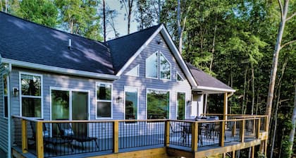 🌞The Abundant Life on Lakeshore🌞 - Lakeview Home <1/4 Mile to Public Boat Ramp