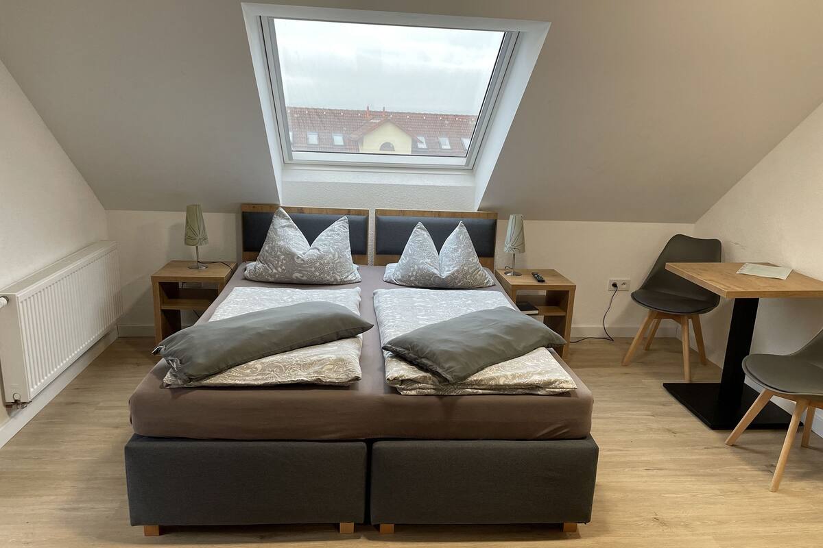 Free WiFi, bed sheets
