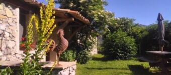 "La Bergerie "Gîte at the end of the world. La Valbonnette