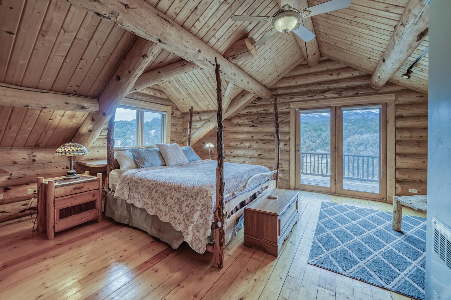 3 chambres, fer et planche à repasser, Wi-Fi gratuit, draps fournis