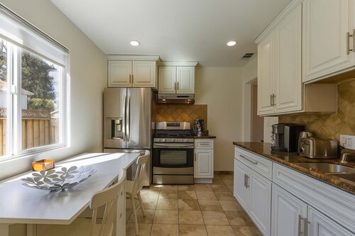 @ Marbella Lane - Convenient Home in Sunnyvale