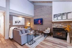 Smart TV, fireplace, stereo, offices