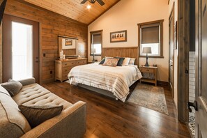 1 bedroom, WiFi, bed sheets - Large Event or Group Rental | Cabins 1 - 6 | (Franklin County)