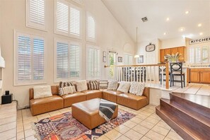 Smart TV, fireplace, table tennis, books