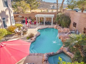 Outdoor pool, a heated pool