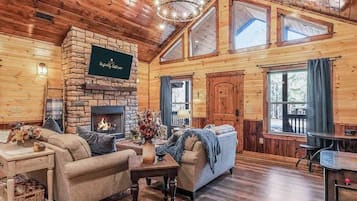 Télévision, cheminée