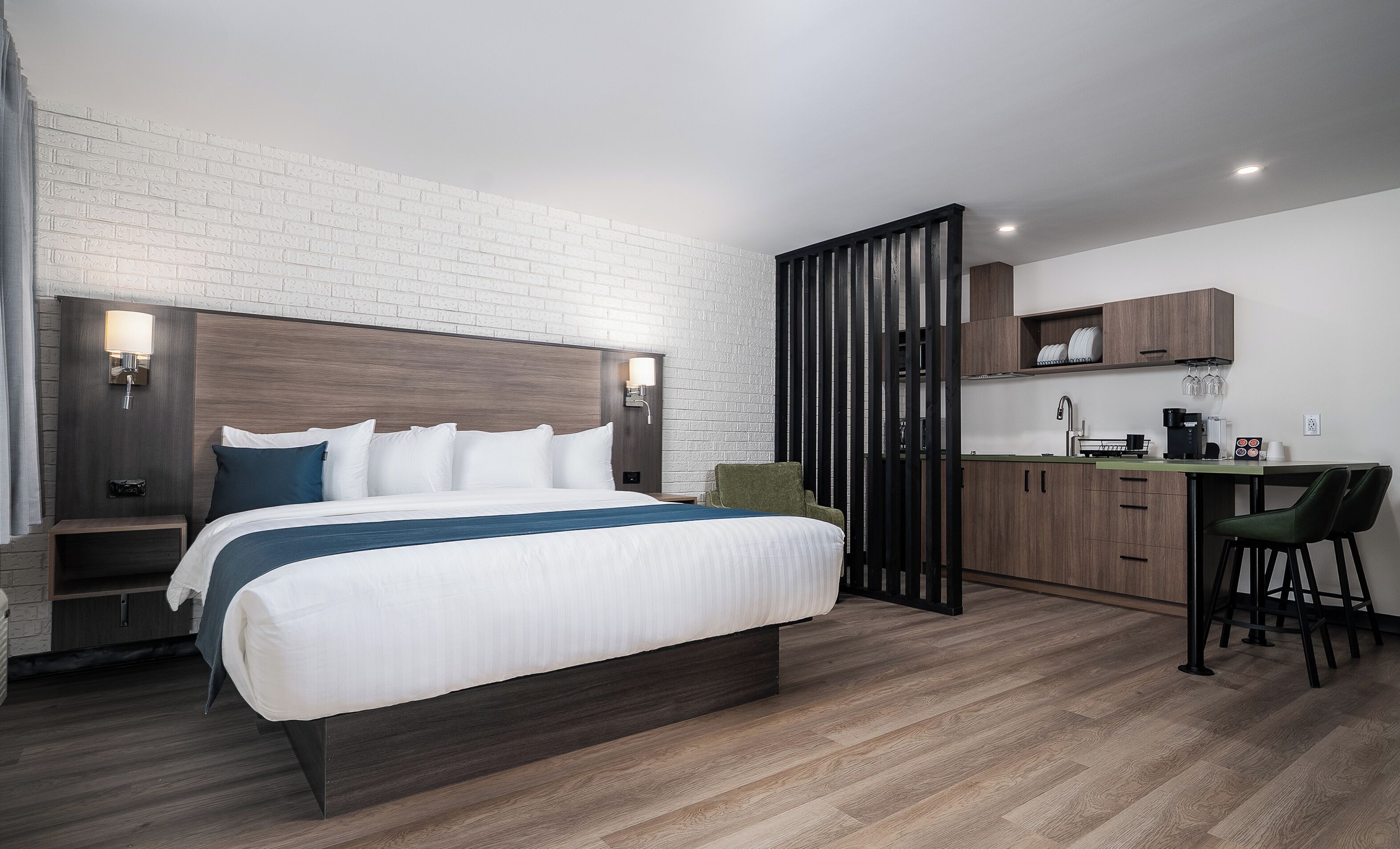 Superior Room | Individually decorated, individually furnished, laptop workspace