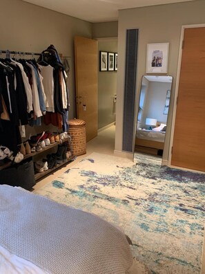 Basic Apartment, Multiple Beds | 3 bedrooms, desk, laptop workspace, iron/ironing board