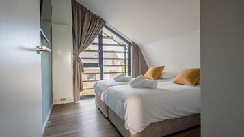 3 slaapkamers, reisbedje, gratis wifi, beddengoed