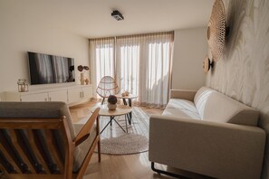 TV - Modern holiday home for 6 Persons, nearby the sea, outdoor swimming pool, small-scale holiday park (Sint Maarten)