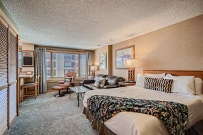 Room - Downtown Breck Ski In Ski Out! Walk to Everything (Breckenridge)