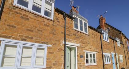 Bumble Cottage