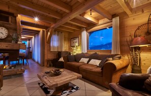 Smart TV, fireplace, video games, DVD player - Chalet Luxury 5-Les Gets-Luxe-jacuzzi-400 m from the slopes-mountain view Mont Chéry (Les Gets)