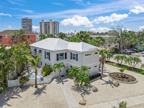 المنشأة من الخارج