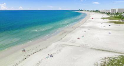 Canal Upper-Gorgeous 3 bed 3 bath near SK Village