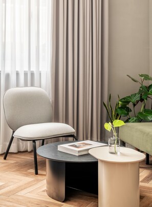 Rom – deluxe | Sengetøy i egyptisk bomull, sengetøy av topp kvalitet og minibar