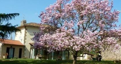 Chambres et Table D'Hôtes l'Oustal 10min from Figeac