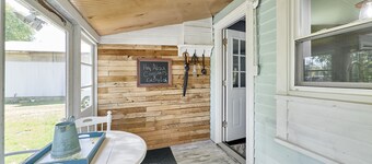 Welcome to the "Blue House on Boone"