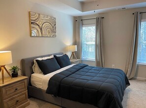 3 soverom, strykejern/-brett, wi-fi (inkludert) og sengetøy